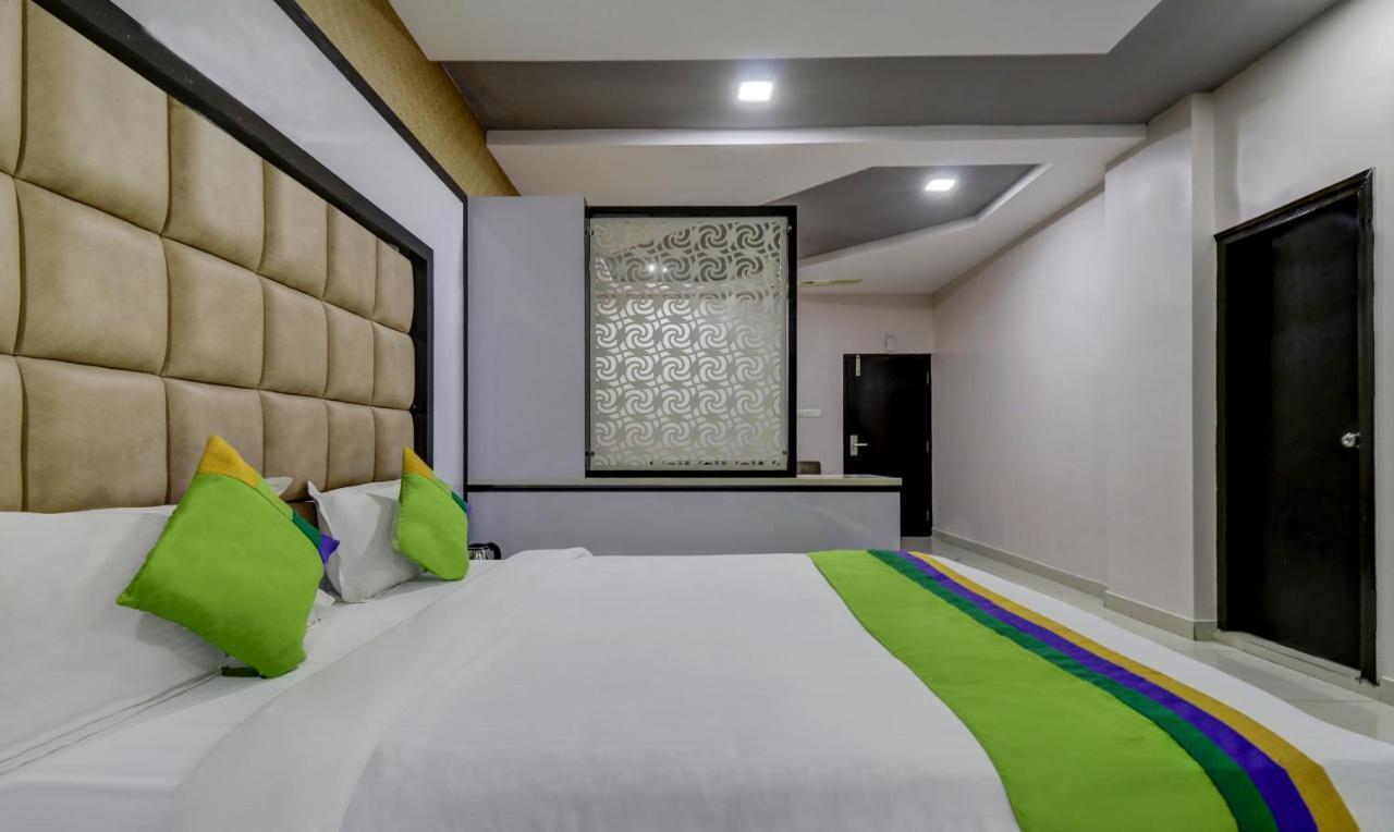 Treebo Sahara Suites 750 M From St Johns Medical College And Hospital Bangalore Bagian luar foto